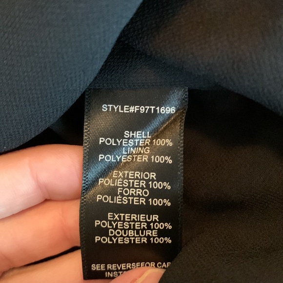 Adelyn Rae Floral Top! - Picture 4 of 4